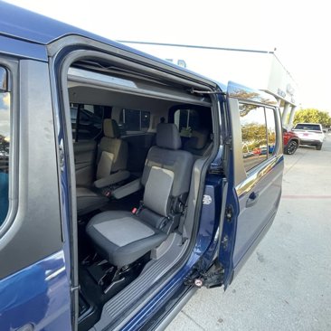 Used 2020 Ford Transit Connect XL image 21