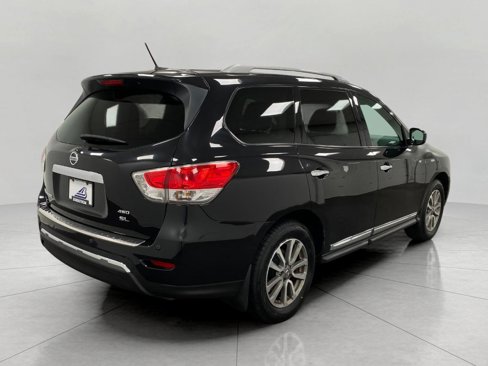 Used 2016 Nissan Pathfinder SL image 4