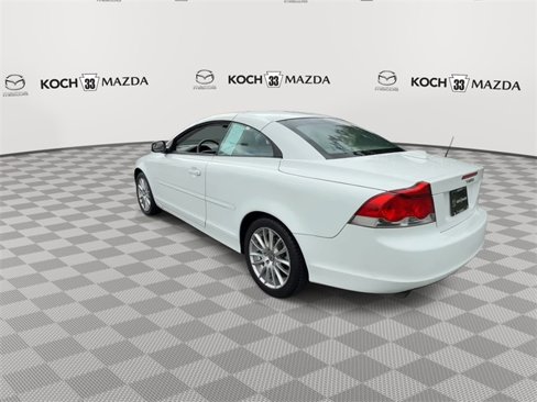 Used 2008 Volvo C70 T5 image 6