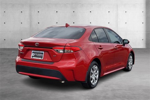 Used 2020 Toyota Corolla LE image 3