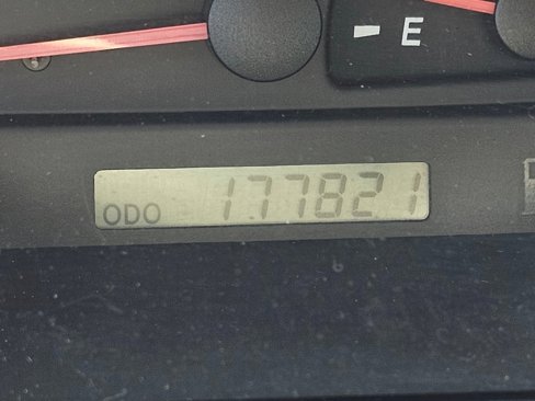Used 2003 Toyota Camry LE image 6