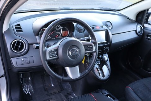 Used 2012 MAZDA MAZDA2 Touring image 14