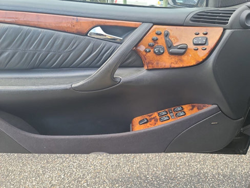 Used 2002 Mercedes-Benz CL 600 image 17