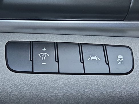 Used 2020 Hyundai Elantra SE image 28