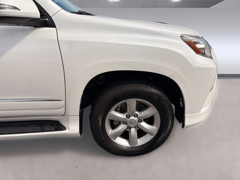 Used 2017 Lexus GX 460 image 12