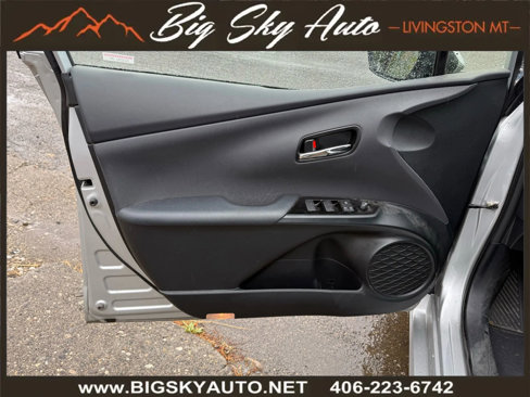Used 2020 Toyota Prius Prime Limited image 11