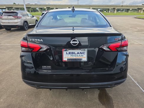 New 2025 Nissan Versa SR w/ Trunk Package image 2