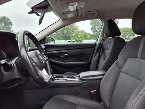 Used 2021 Nissan Sentra SV image 9
