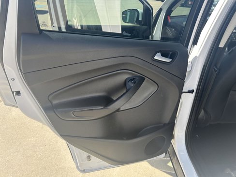 Used 2017 Ford Escape SE image 24