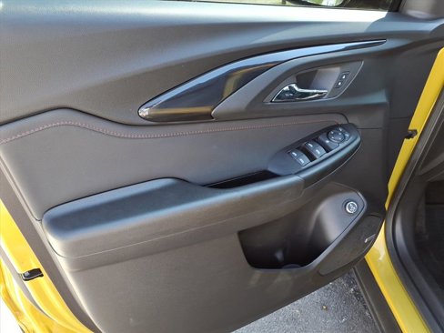 Certified 2023 Chevrolet TrailBlazer RS w/ Sun and Liftgate Package image 12