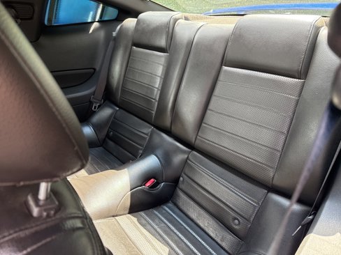 Used 2005 Ford Mustang GT image 26