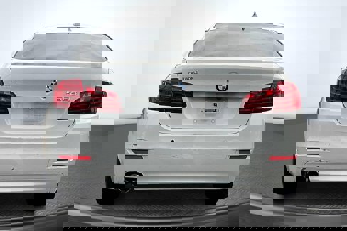 Used 2016 BMW 528i Sedan image 4