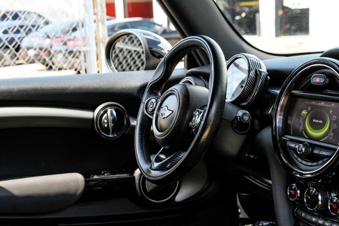 Used 2015 MINI Cooper S image 14