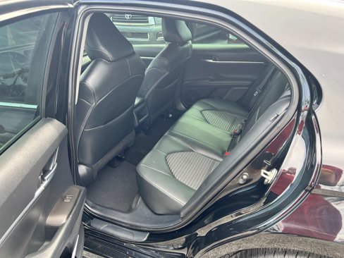 Used 2022 Toyota Camry SE image 16