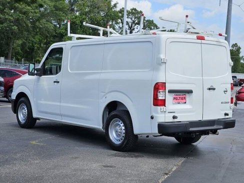 Used 2018 Nissan NV 3500 S image 7