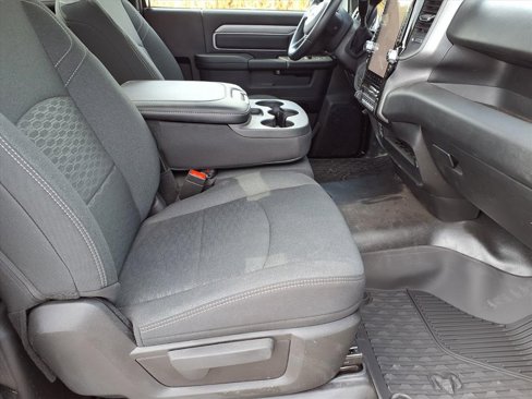 Used 2025 RAM 3500 Tradesman image 15