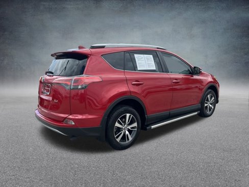 Used 2016 Toyota RAV4 XLE image 4