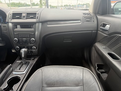 Used 2012 Ford Fusion SEL image 24