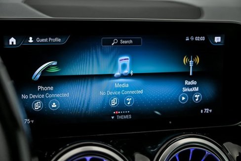 Used 2021 Mercedes-Benz GLB 250 4MATIC image 20
