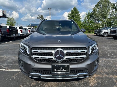 Used 2023 Mercedes-Benz GLB 250 4MATIC image 2