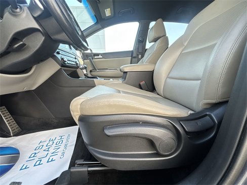 Used 2020 Kia Sportage S image 14