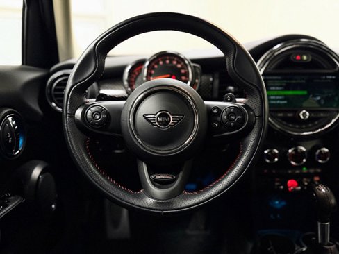 Used 2019 MINI Cooper S image 17
