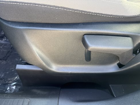 Used 2022 Ford Escape SE image 18