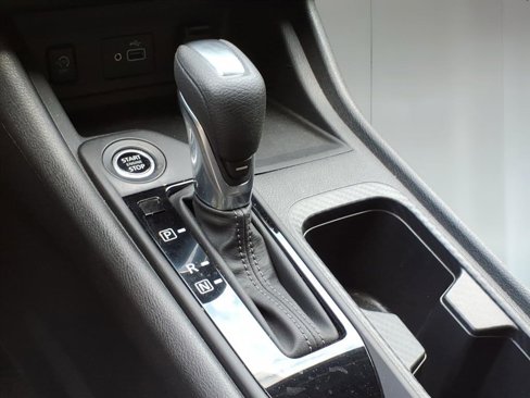 Used 2024 Nissan Sentra S image 16