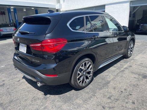 Certified 2022 BMW X1 sDrive28i w/ Convenience Package image 5