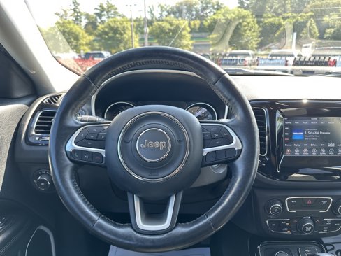 Used 2019 Jeep Compass Altitude image 13
