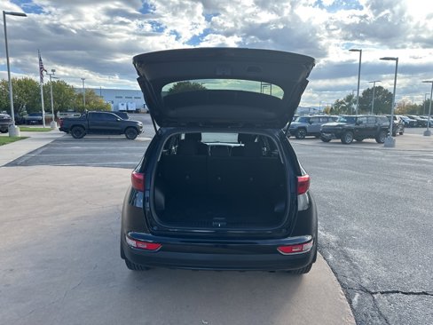 Used 2018 Kia Sportage LX image 16