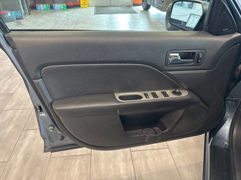 Used 2011 Ford Fusion SEL w/ 302A Rapid Spec Order Code image 14