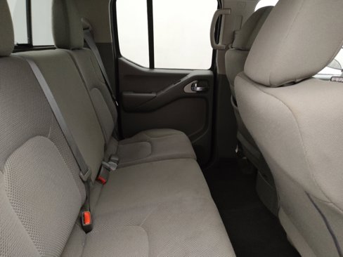 Used 2019 Nissan Frontier SV image 19