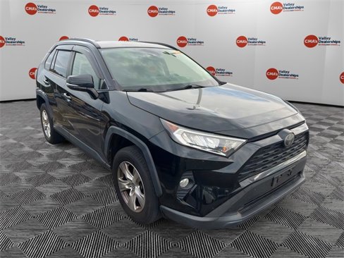 Used 2019 Toyota RAV4 XLE image 6
