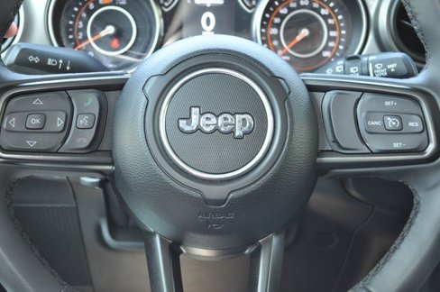Used 2023 Jeep Wrangler Unlimited Sport image 11