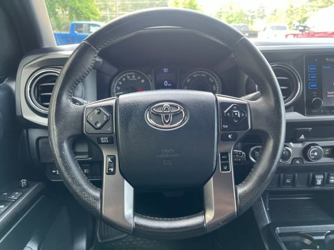 Used 2019 Toyota Tacoma TRD Sport image 15