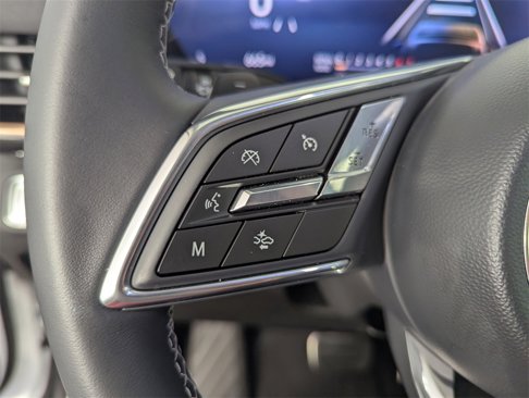 Used 2025 Buick Envision Sport Touring image 21