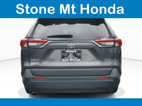 Used 2021 Toyota RAV4 XLE image 5