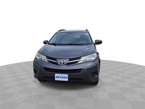 Used 2015 Toyota RAV4 LE image 3