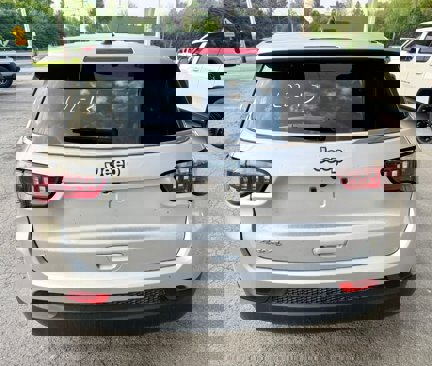 New 2025 Jeep Compass Sport image 4
