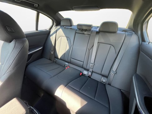Used 2021 BMW 330i Sedan w/ Premium Package image 12