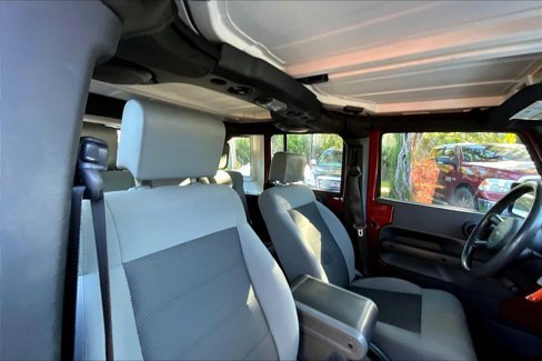 Used 2010 Jeep Wrangler Unlimited Sport image 21