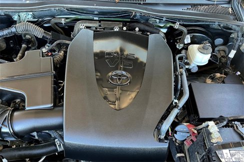Used 2022 Toyota Tacoma SR5 image 32