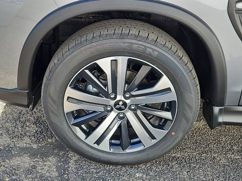 New 2025 Mitsubishi Outlander Sport ES image 17