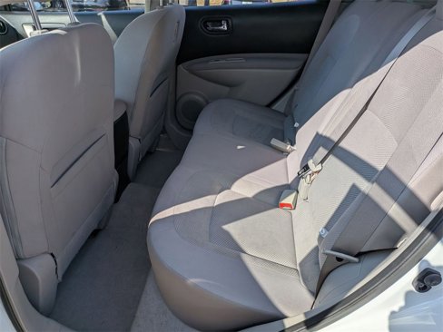 Used 2014 Nissan Rogue S image 22