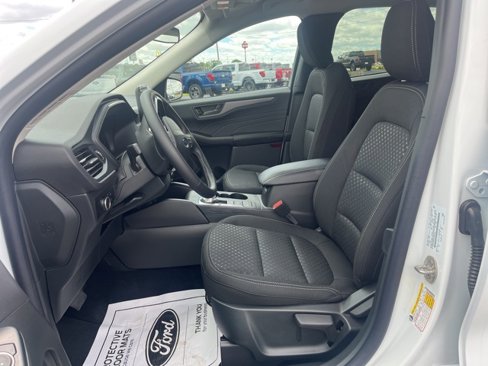 New 2025 Ford Escape Active w/ Cold Weather Package image 12