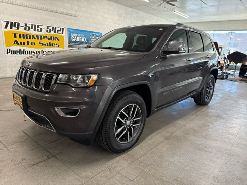 Used 2018 Jeep Grand Cherokee Limited image 95