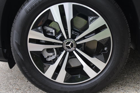 Certified 2025 Mercedes-Benz GLB 250 4MATIC image 12