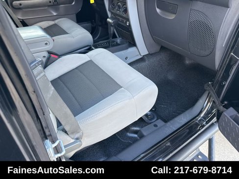 Used 2010 Jeep Wrangler Unlimited Sport image 79