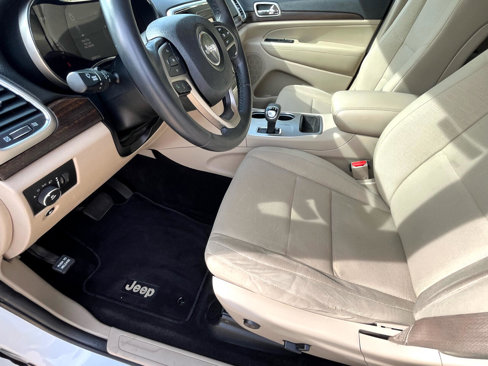Used 2014 Jeep Grand Cherokee Laredo w/ Quick Order Package 23E image 31